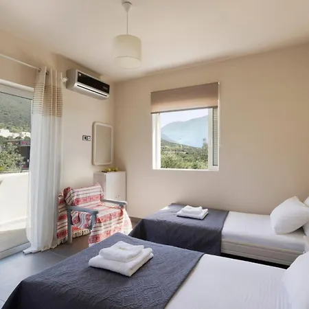 Terra E Pietre με πισίνα Apartament